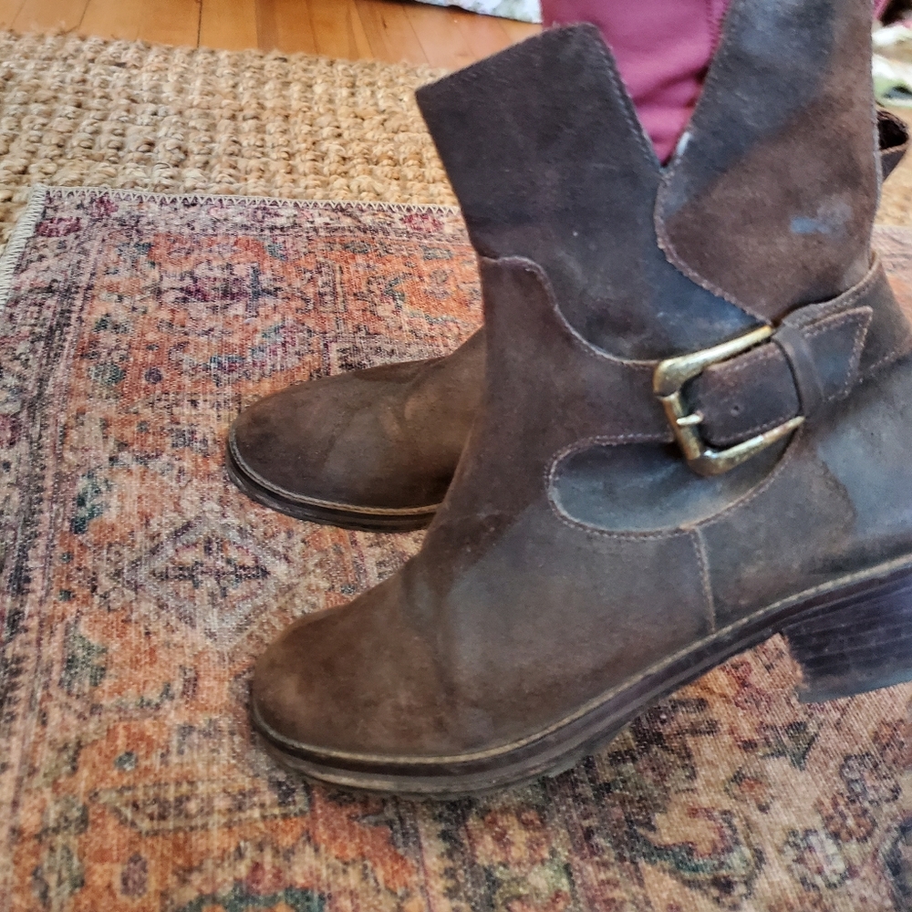 Donald Pliner Distressed Ankle Boots.